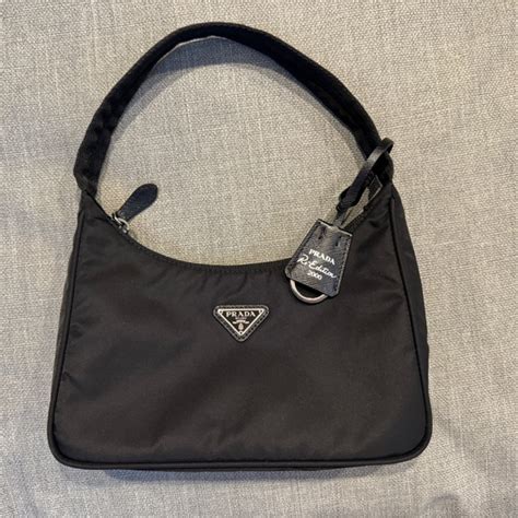 prada re edition hobo 2019|2000.